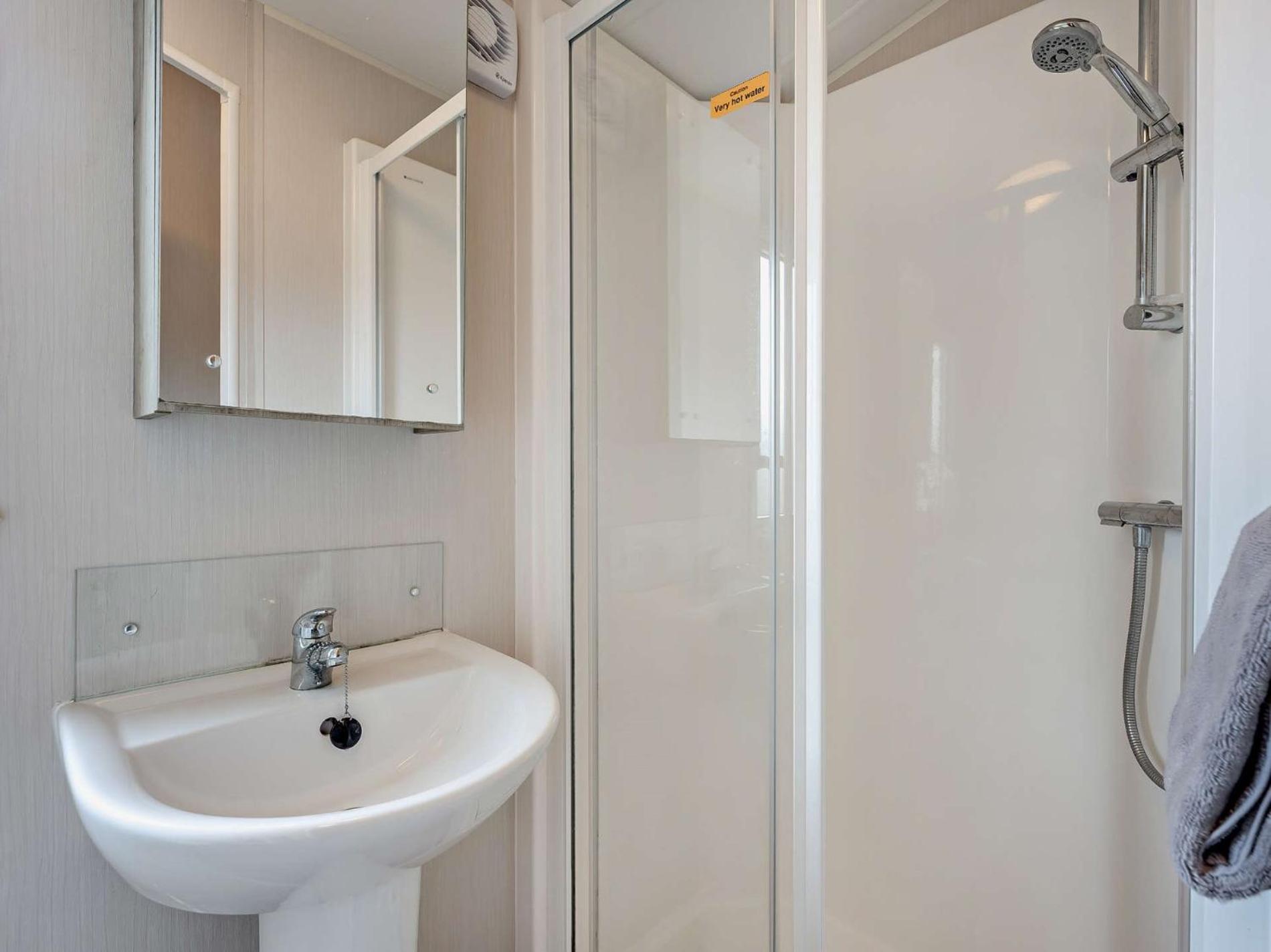 Villa 3 Bed In Ventnor 94278 Rookley Esterno foto